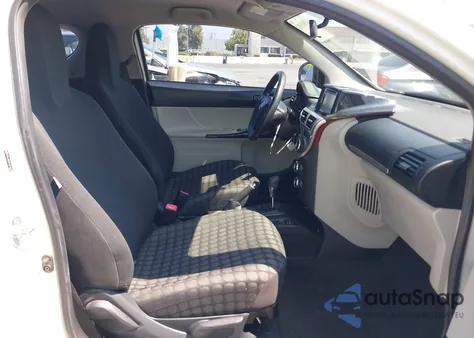 2012 Scion Iq from USA, damaged, VIN JTNJJXB01CJ013499